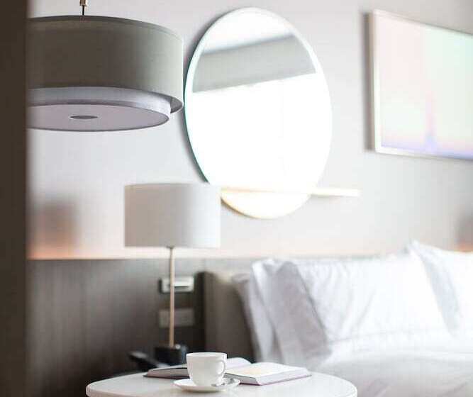 غرفة ديلوكس لذوى الاحتياجات الخاصة, Fairmont Century Plaza Los Angeles