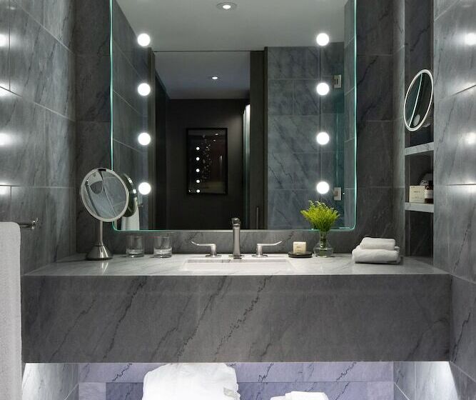 جناح لذوى الاحتياجات الخاصة, Fairmont Century Plaza Los Angeles