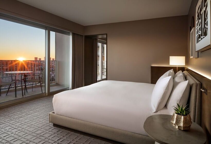 Люкс Адаптированный для Инвалидов, Fairmont Century Plaza Los Angeles