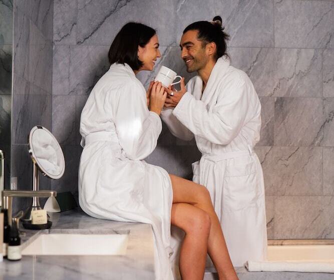 جناح سرير كينج, Fairmont Century Plaza Los Angeles