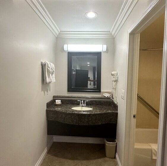 豪华房间, Garden Inn And Suites Glendora