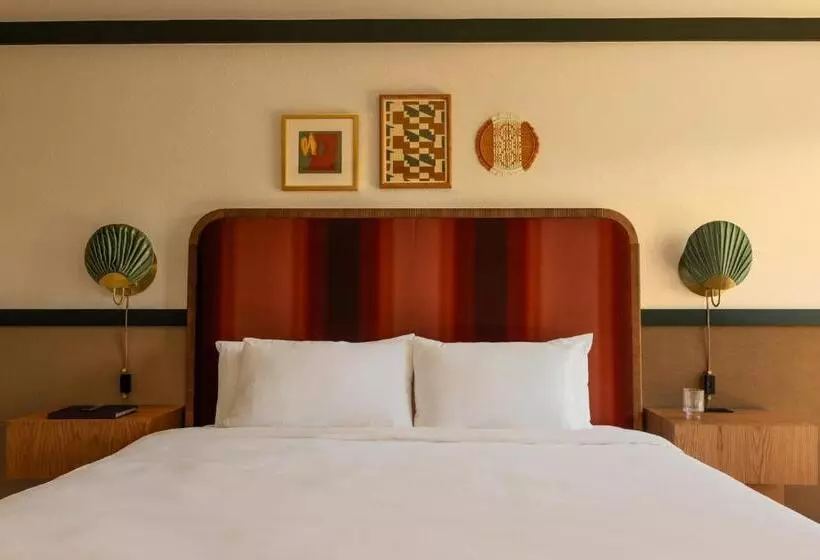 キングサイズベッドのスタンダードルーム, Royal Sun Palm Springs