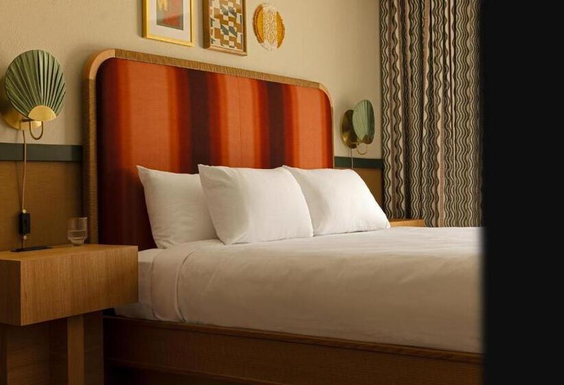 キングサイズベッドのスタンダードルーム, Royal Sun Palm Springs