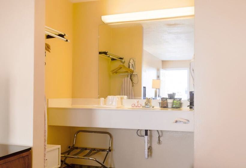 스탠다드 룸 더블 침대 2개, OYO Lebanon MO I-44