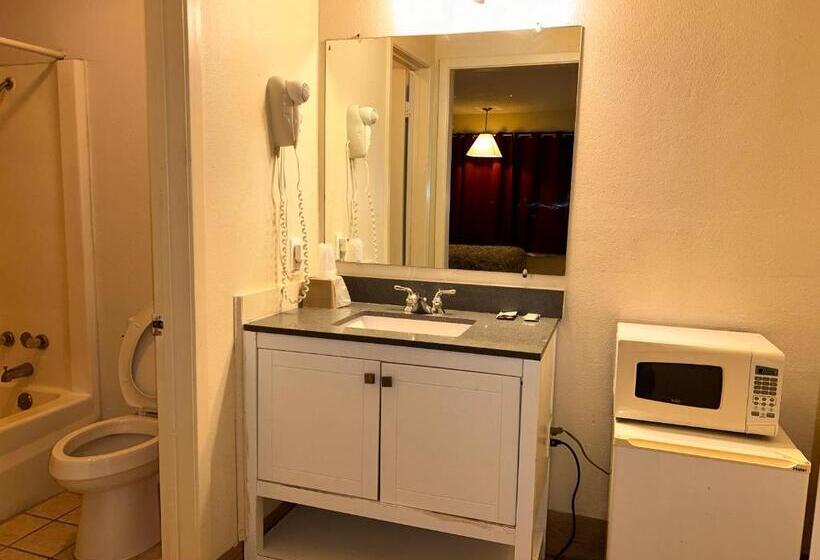 Номер Стандарт, River Forest Inn