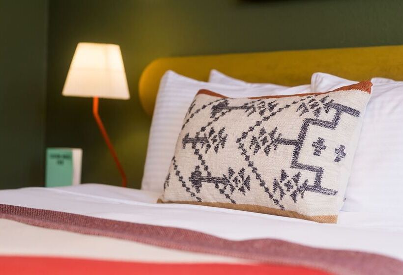 スイート, Station House Inn South Lake Tahoe, By Oliver