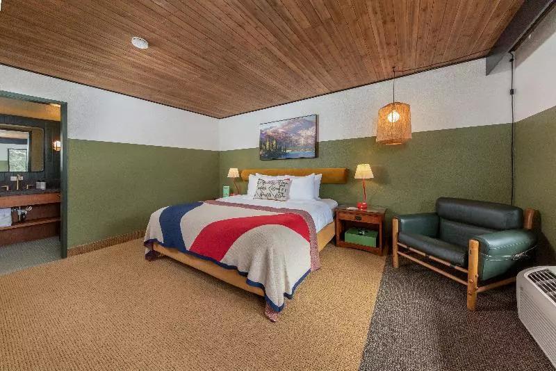 اتاق استاندارد با تخت بزرگ, Station House Inn South Lake Tahoe, By Oliver