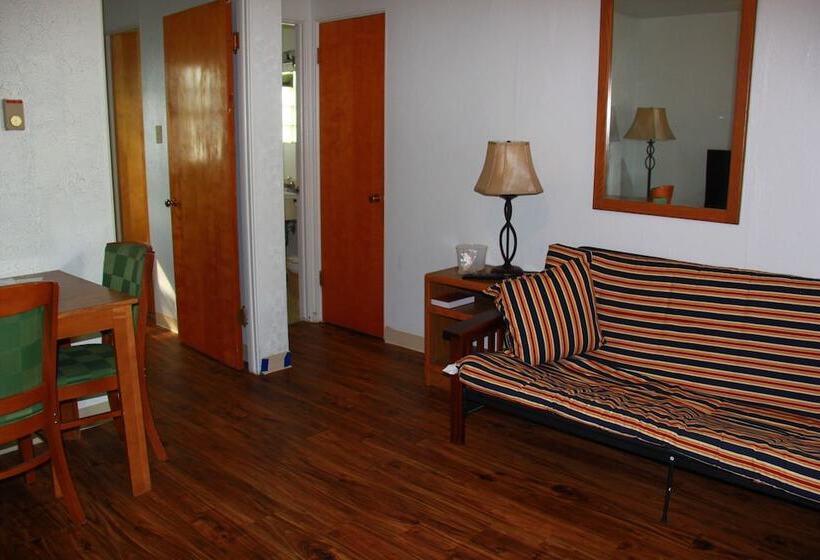 جناح, Sunrise Motor Inn