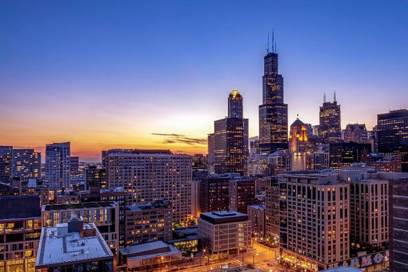 اتاق استاندارد با چشم‌انداز دریاچه, The Blackstone, Autograph Collection