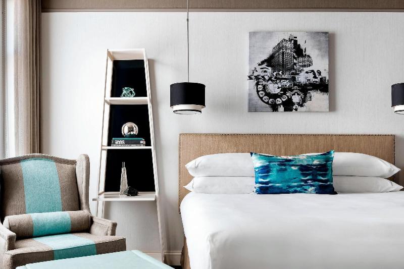 اتاق استاندارد با چشم‌انداز دریاچه, The Blackstone, Autograph Collection