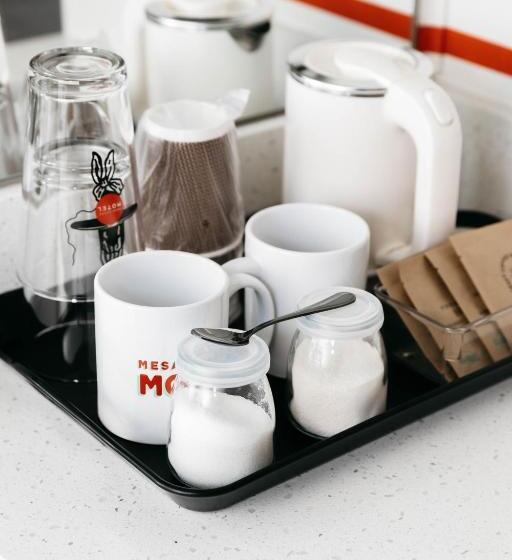 غرفة قياسية سرير ملكى, Mesa Verde Motel