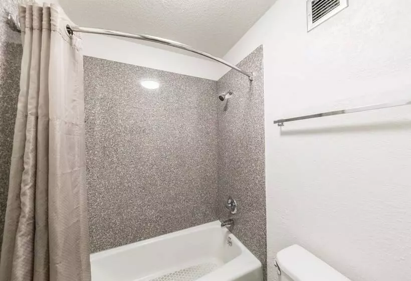 ２ダブルベッドのスタンダードルーム, Motel 6oklahoma City, Ok  Bricktown