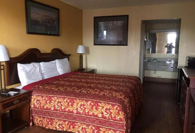 キングサイズベッドのスタンダードルーム, Diamond Inn Motel