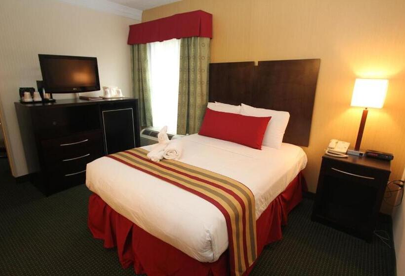 スイート, Black Bear Inn & Suites