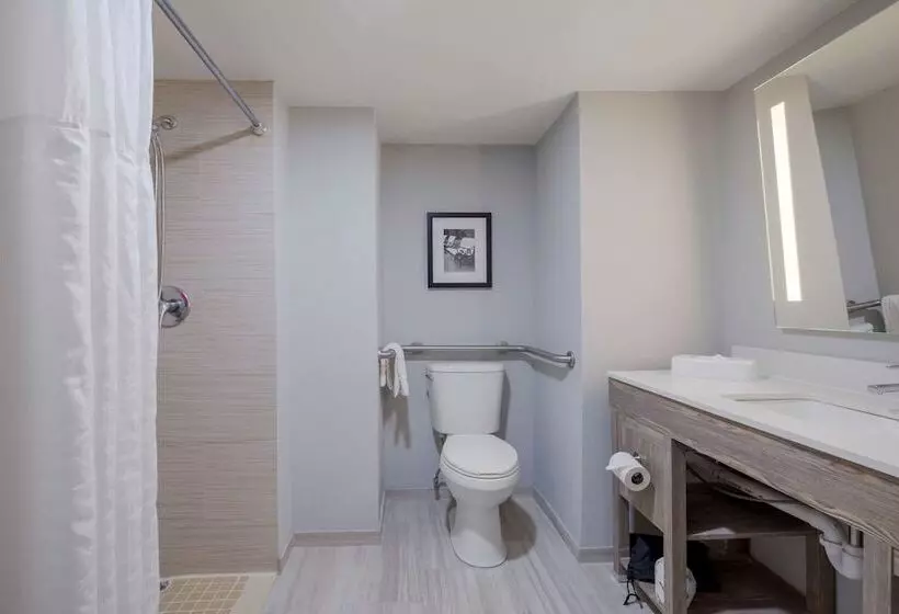 Standard-invahuone King-vuode, Comfort Inn & Suites Alexandria West