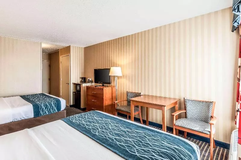سوییت, Comfort Inn & Suites Alexandria West