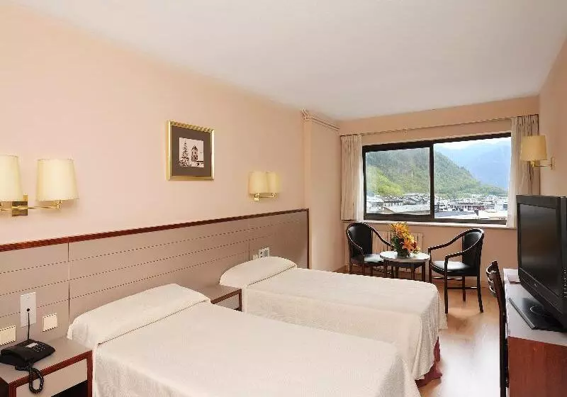 اتاق لوکس, Comfort Inn & Suites Alexandria West