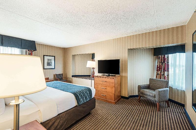 Люкс Кровать Кинг, Comfort Inn & Suites Alexandria West