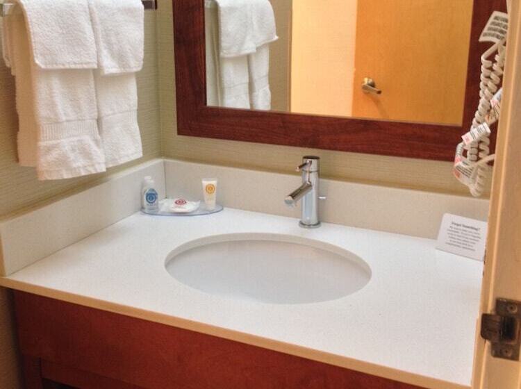 اتاق استاندارد با 2 تخت دوبل, Comfort Inn Rutland   Killington