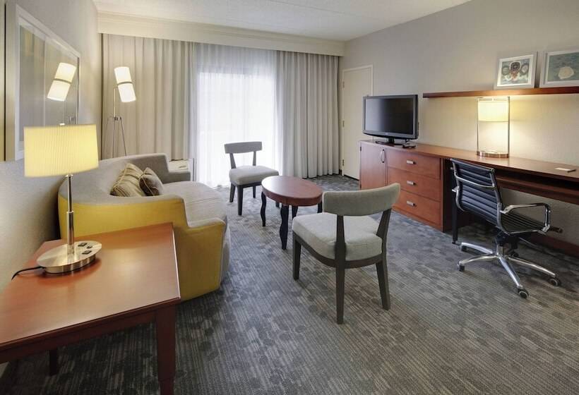 Люкс, Courtyard Atlanta Marietta/i75 North