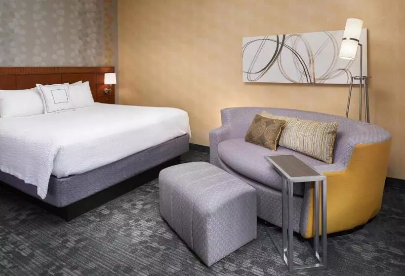 اتاق استاندارد با تخت بزرگ, Courtyard By Marriott Lexington North