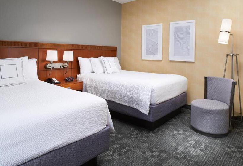 Люкс, Courtyard By Marriott Lexington North