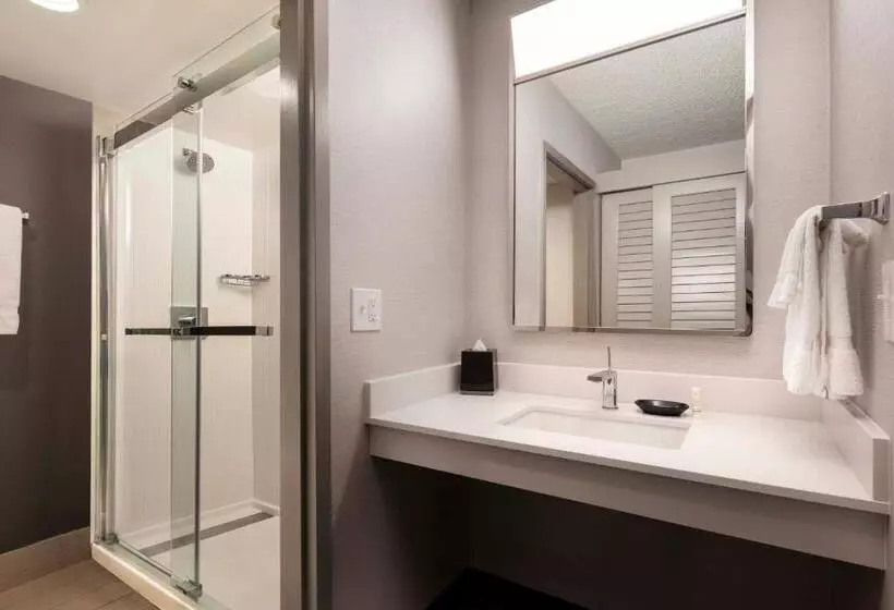 اتاق استاندارد, Courtyard By Marriott Fresno
