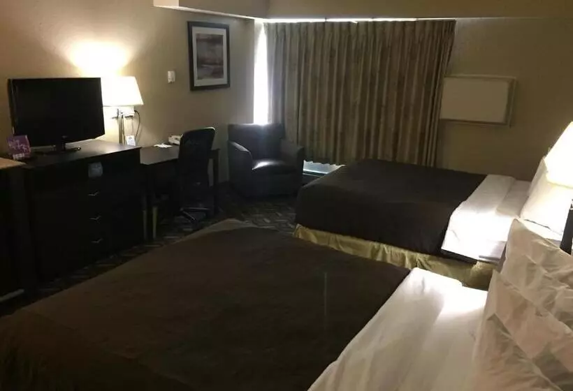 سوییت لوکس, Days Inn By Wyndham Bismarck