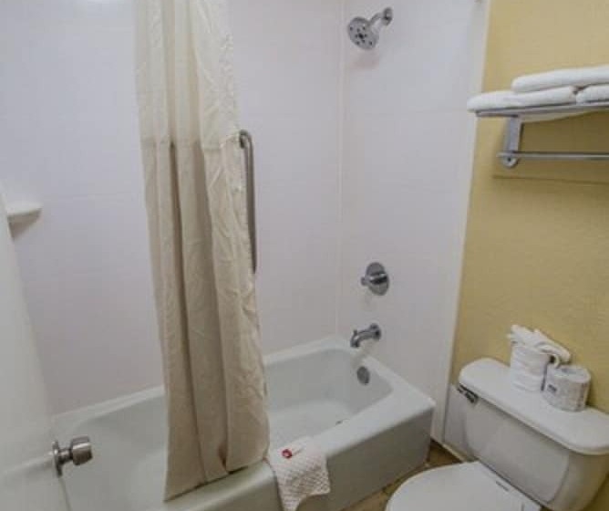 غرفه قياسيه سريرين مزدوجين, Days Inn By Wyndham Fort Walton Beach