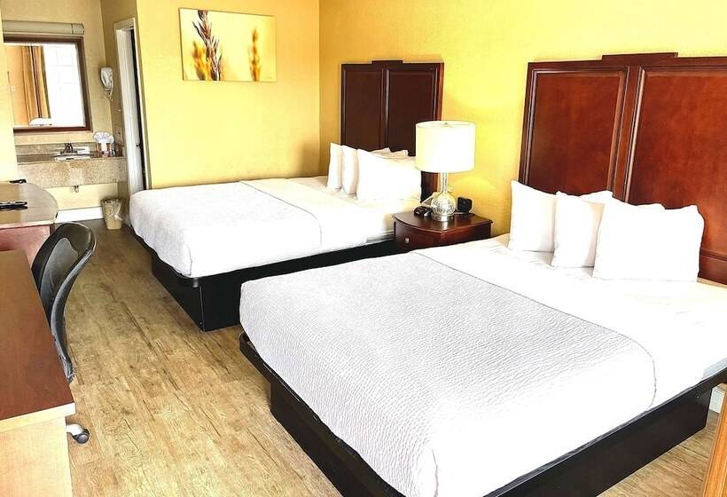 غرفه قياسيه سريرين مزدوجين, Days Inn By Wyndham Fort Walton Beach