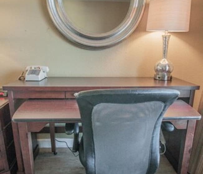 غرفه قياسيه سريرين مزدوجين, Days Inn By Wyndham Fort Walton Beach