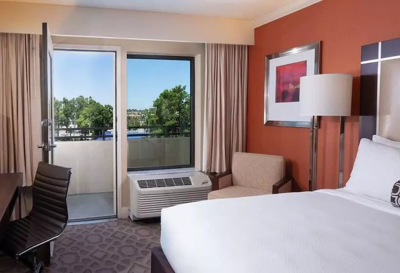 اتاق استاندارد با 2 تخت دوبل, Delta Hotels By Marriott Orlando Lake Buena Vista