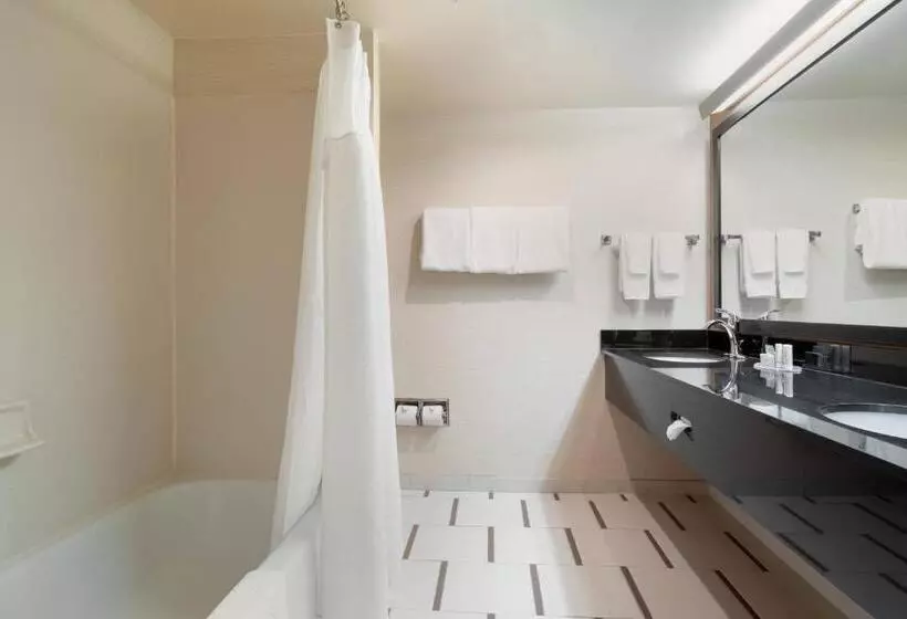 Standard-huone King-vuode, Fairfield Inn By Marriott Laurel