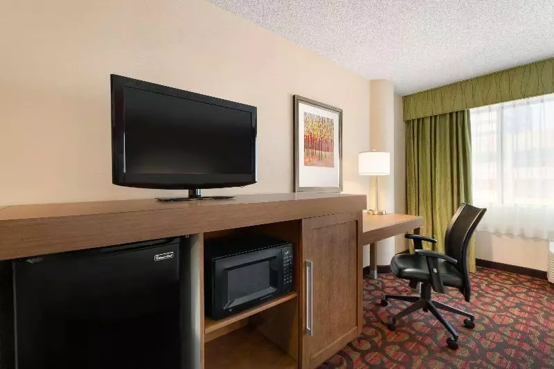 キングサイズベッドのスタンダードルーム, Hampton Inn Denver West Federal Center