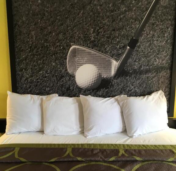 스탠다드 룸 킹사이즈 침대, Super 8 By Wyndham Augusta