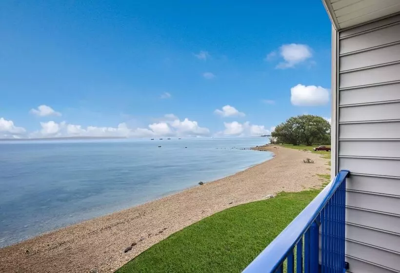 レイクビュースタンダードルーム, Best Western Harbour Pointe Lakefront