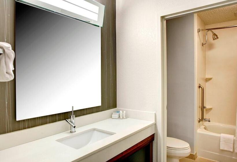 스탠다드 룸 더블 침대 2개, Courtyard Columbus Downtown