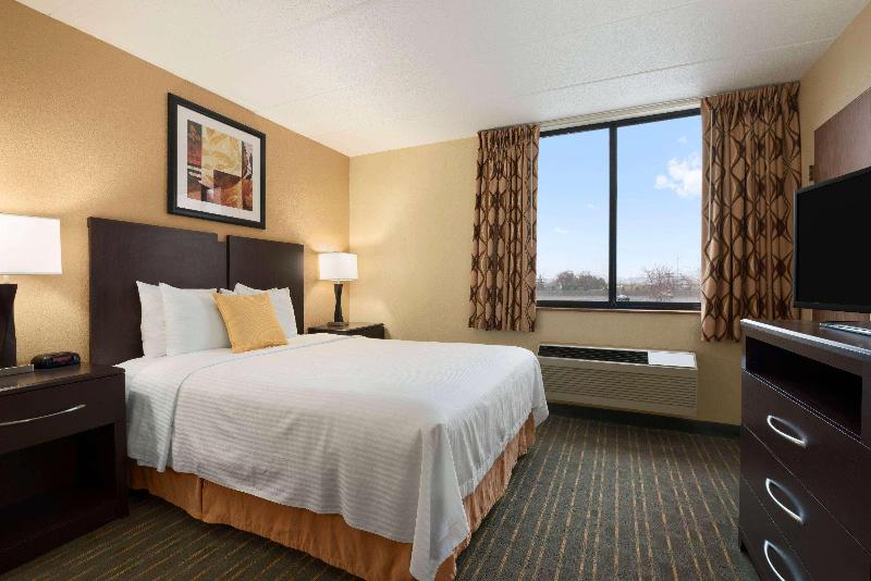 Business Kamer, Days Hotel By Wyndham University Ave Se