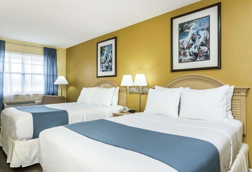 חדר סטנדרט שתי מיטות זוגיות, Days Inn By Wyndham Madison