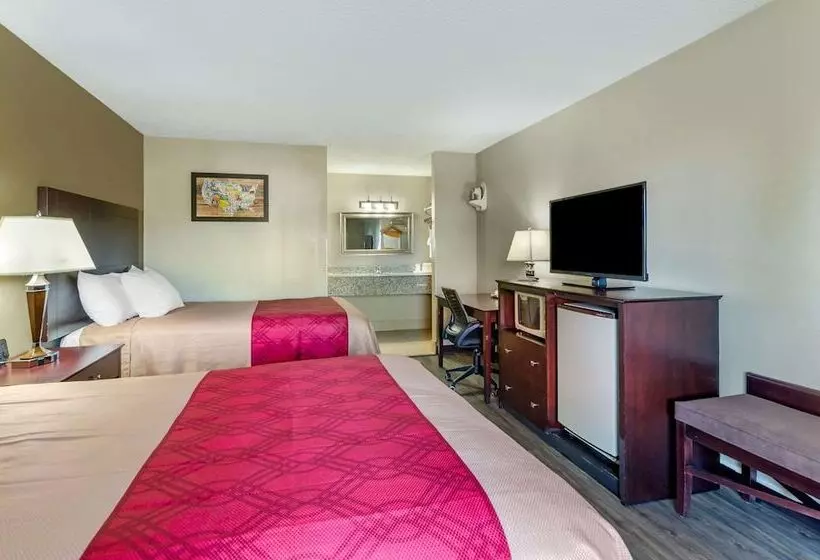 اتاق استاندارد با 2 تخت دوبل, Econo Lodge