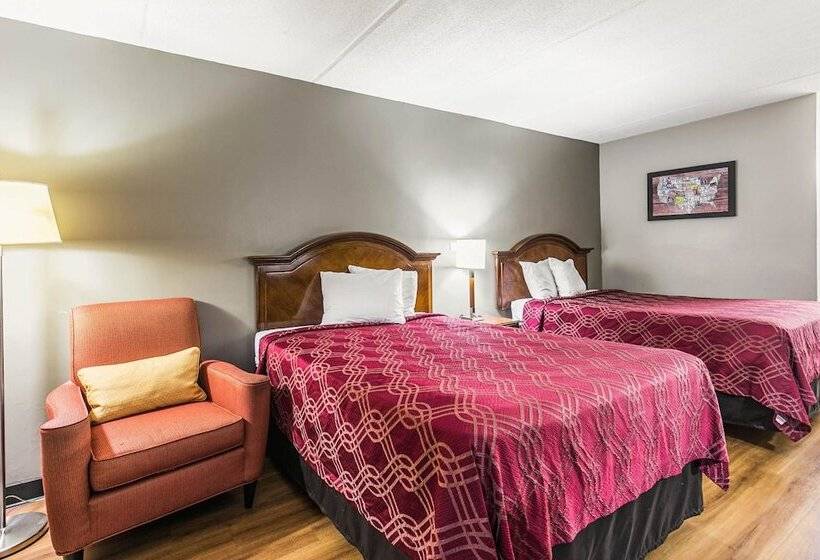 غرفه قياسيه سريرين مزدوجين, Econo Lodge North