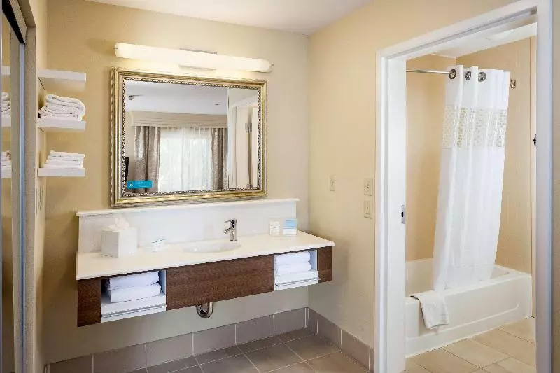 اتاق استاندارد با چشم‌انداز رودخانه, Edgewater Hotel & Casino Resort
