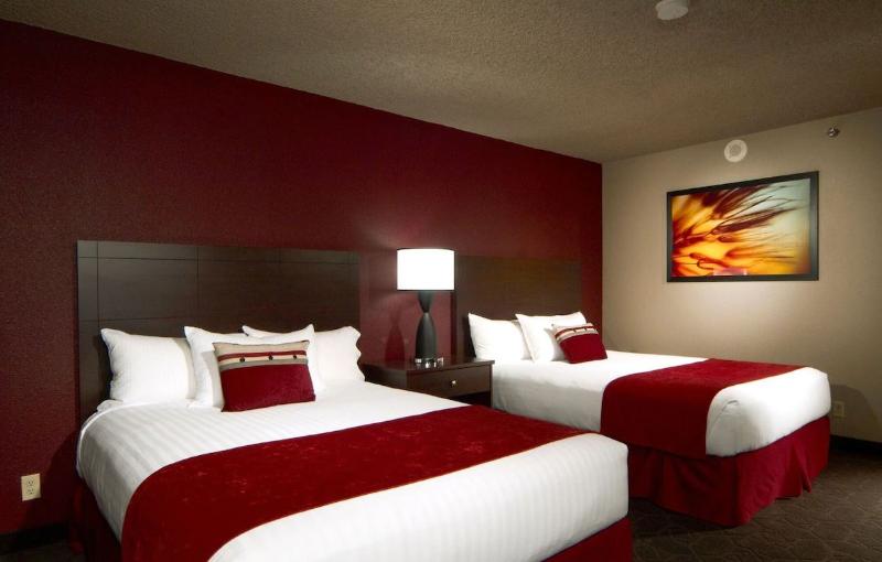 חדר סטנדרט נוף לבריכה, Edgewater Hotel & Casino Resort