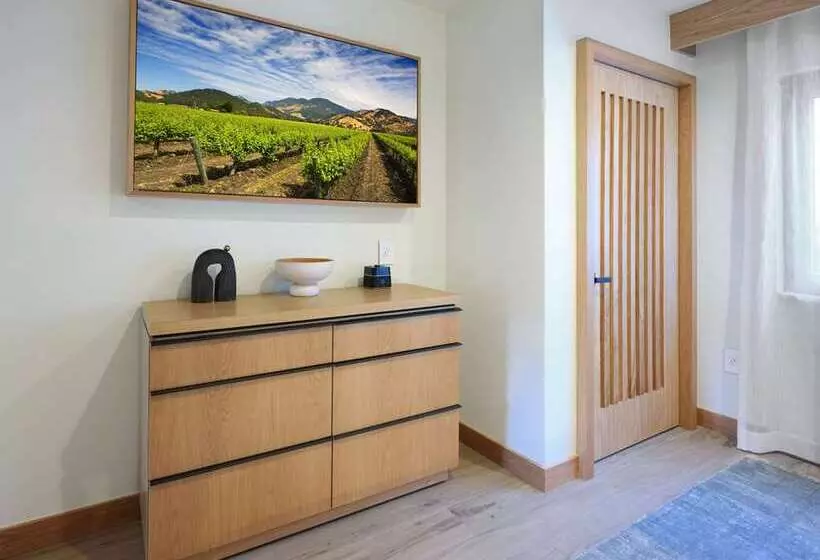 اتاق اجرایی با تخت بزرگ, Embassy Suites By Hilton Napa Valley
