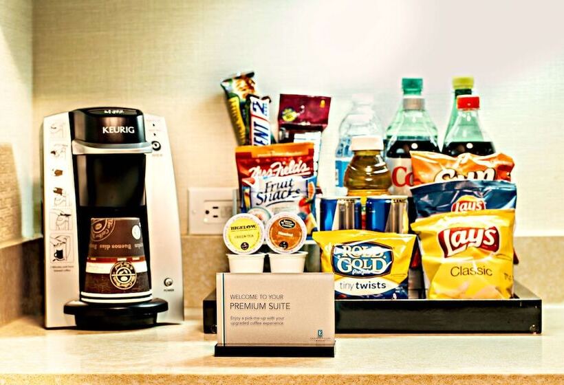 프리미엄 스위트, Embassy Suites Corpus Christi