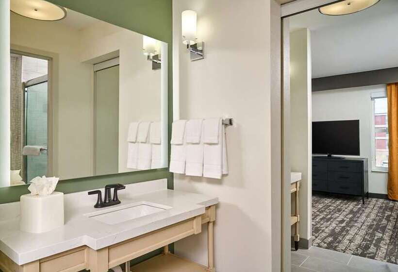스탠다드 룸, Embassy Suites Corpus Christi
