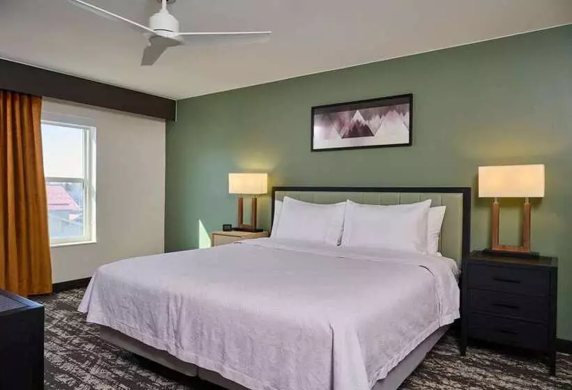 اتاق استاندارد, Embassy Suites Corpus Christi