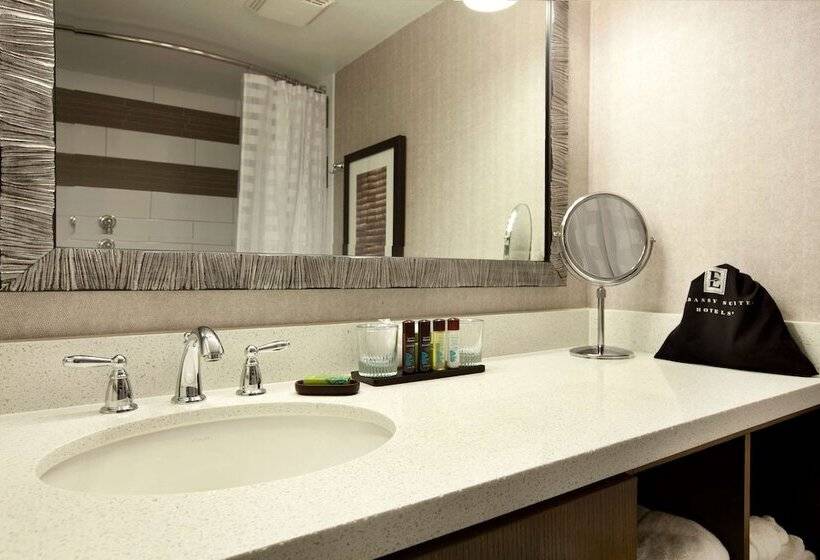 Люкс Кровать Кинг, Embassy Suites By Hilton Napa Valley