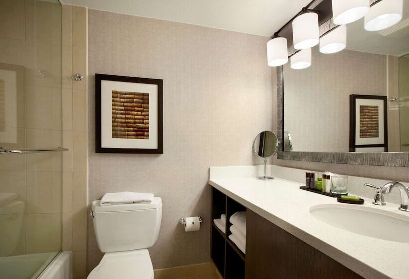장애인을 위한 스위트, Embassy Suites By Hilton Napa Valley