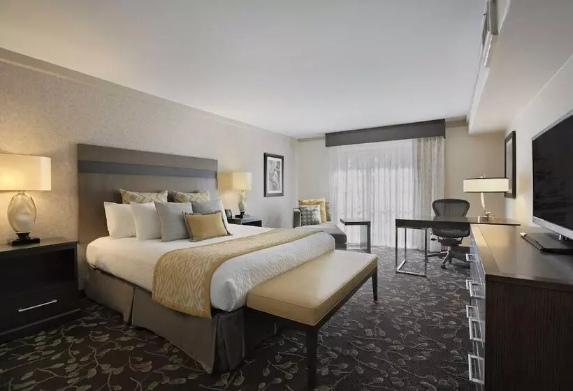 سوئیت برای معلولان, Embassy Suites By Hilton Napa Valley